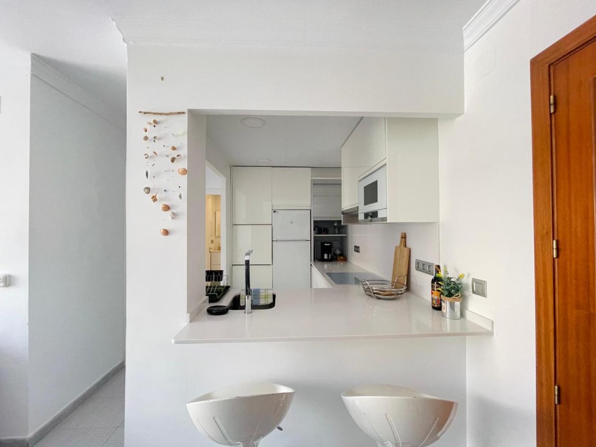 Acogedor Y Centrico Apartamento A 1' De La Playa Roses Eksteriør billede