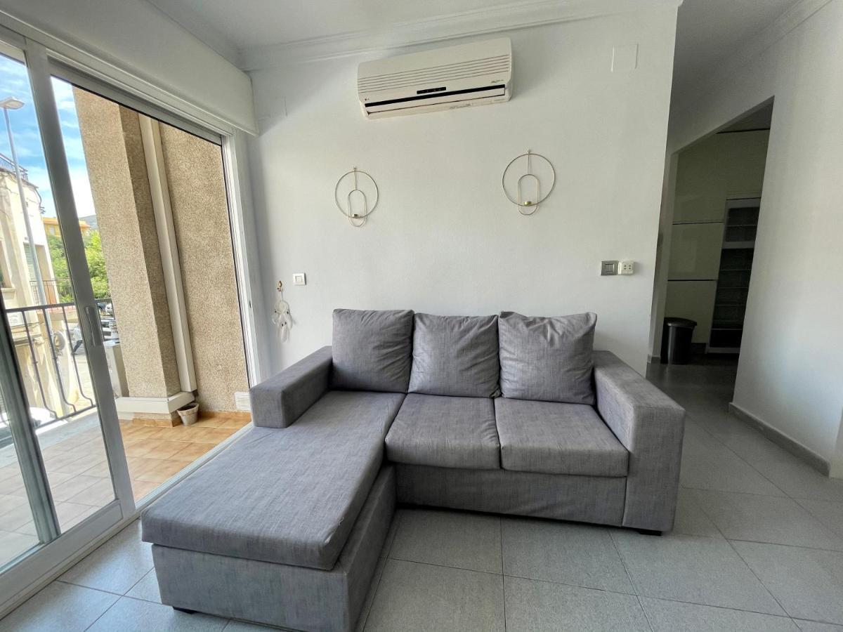 Acogedor Y Centrico Apartamento A 1' De La Playa Roses Eksteriør billede