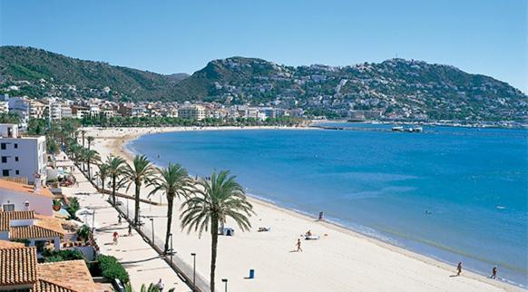 Acogedor Y Centrico Apartamento A 1' De La Playa Roses Eksteriør billede